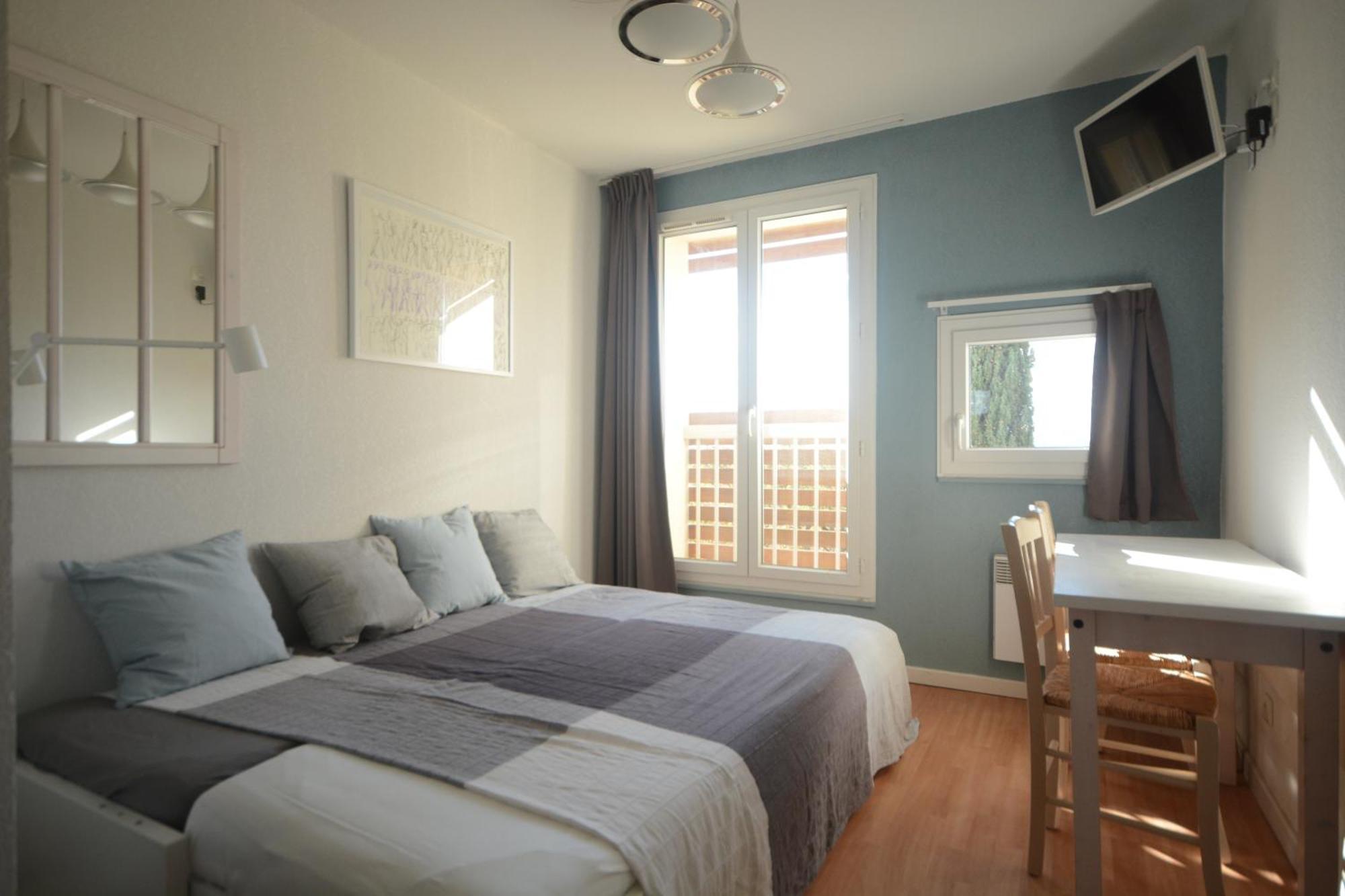 Appartement Plage Piscine Et Tennis Inclus La Londe-les-Maures Zewnętrze zdjęcie