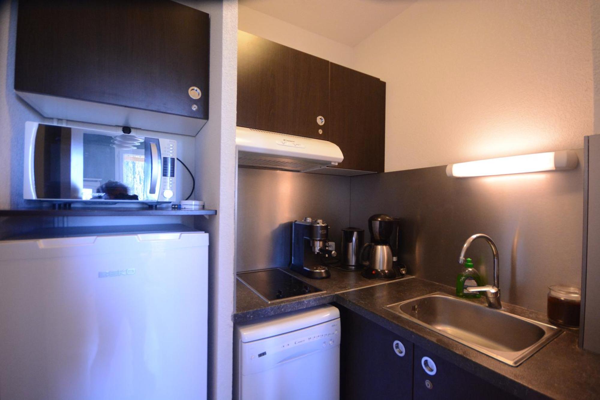 Appartement Plage Piscine Et Tennis Inclus La Londe-les-Maures Zewnętrze zdjęcie